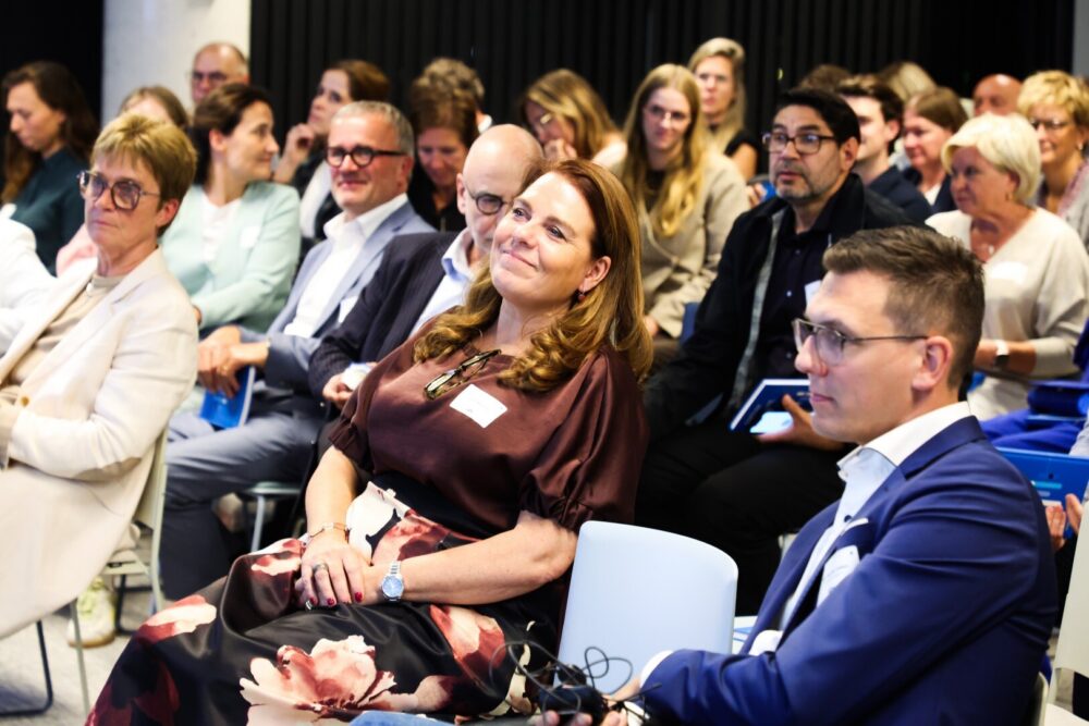 KF ADM randstad 261005 137